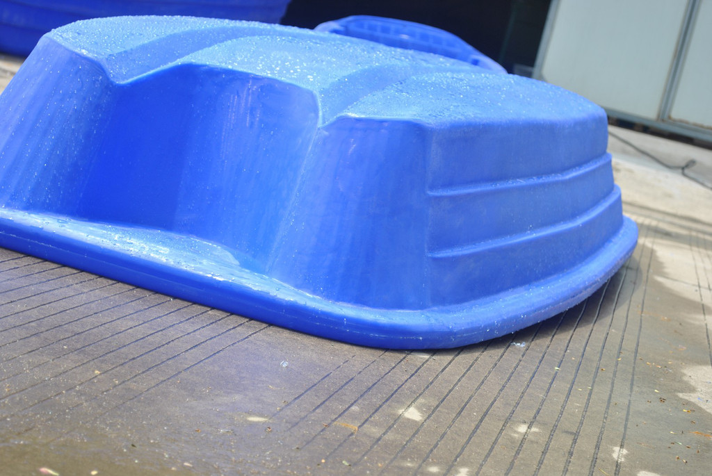 塑料漁船捕魚小船玻璃鋼養(yǎng)殖觀光特價加厚沖鋒舟外機(jī)牛筋釣魚-林躍塑業(yè)